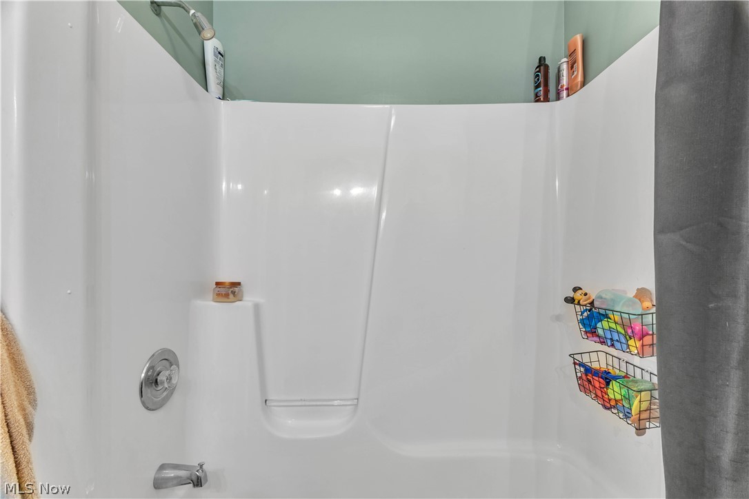 12809-GREENWOOD FARMS SUB/NEW ENGLAND EST 1-4 - Residential