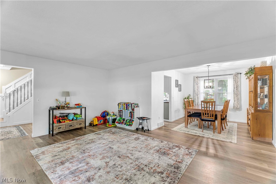 12809-GREENWOOD FARMS SUB/NEW ENGLAND EST 1-4 - Residential