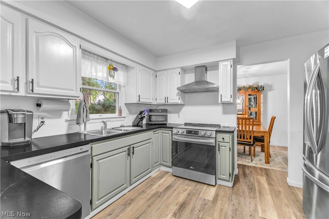 12809-GREENWOOD FARMS SUB/NEW ENGLAND EST 1-4 - Residential