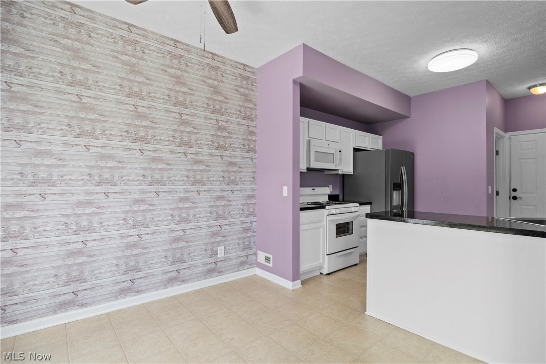Pembrooke Place Ph 01 - Residential