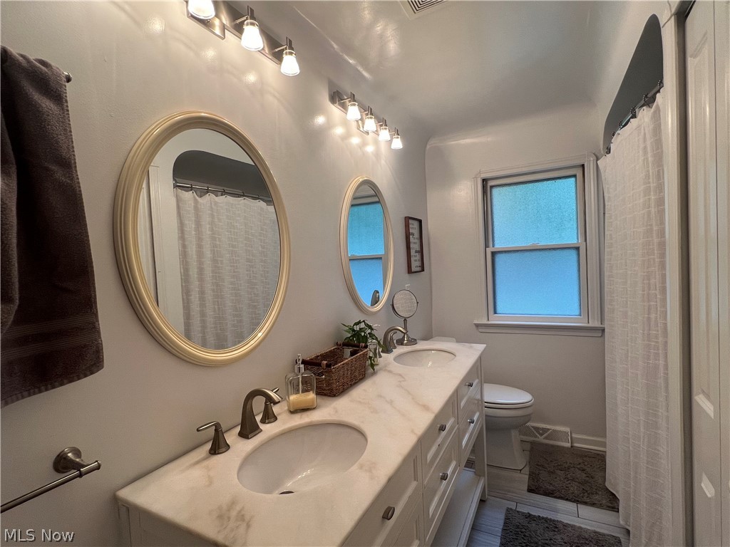 Royalton Sec 18 - Residential