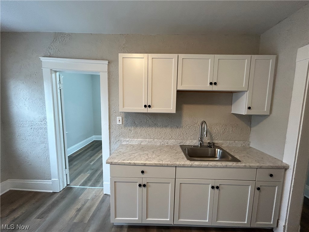 Laumar Land Companys Resub - Residential Lease