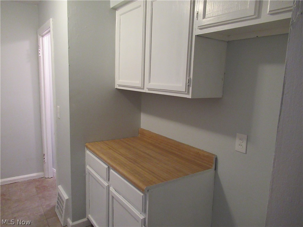 Bedford Realty Cos Bedford Heights - Residential Lease