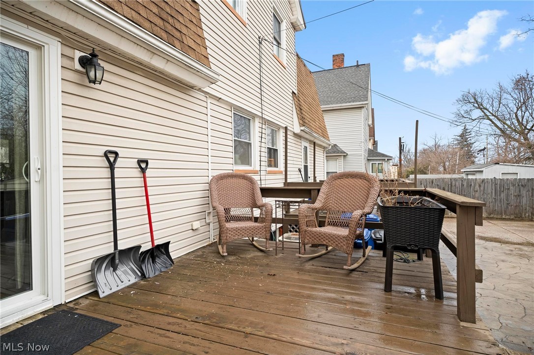 William G Field Tes West Park S - Residential Income