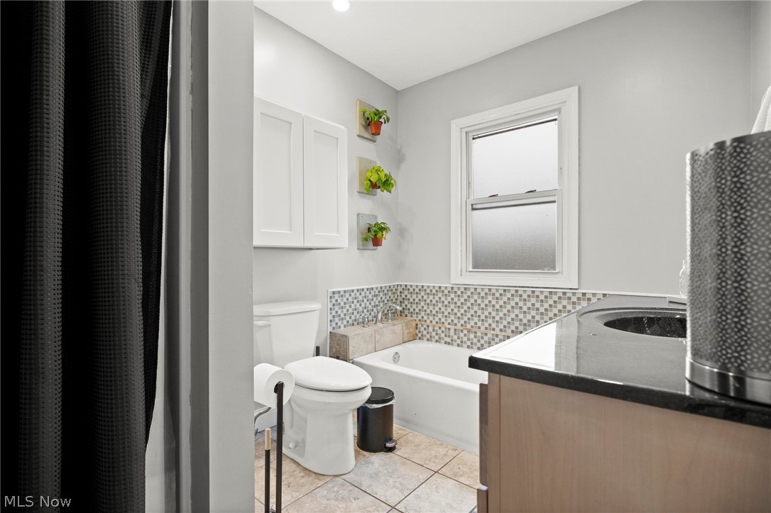 William G Field Tes West Park S - Residential Income
