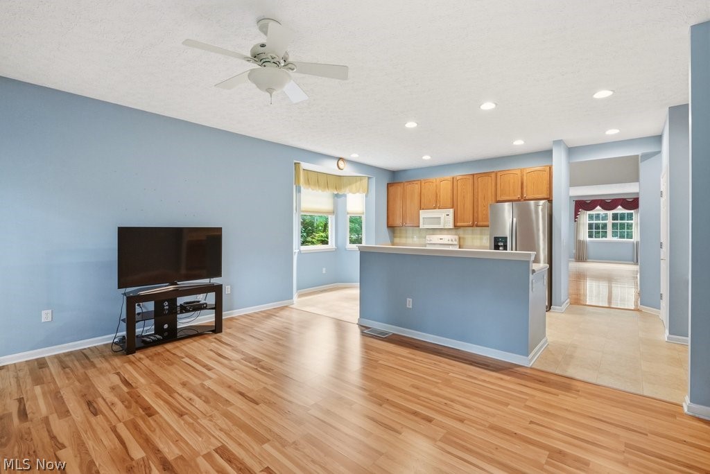 Greenbriar at River valley - Residential