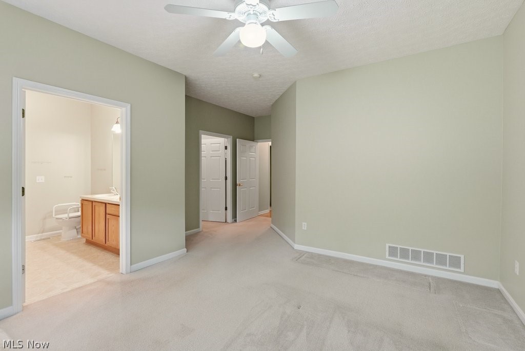 Greenbriar at River valley - Residential