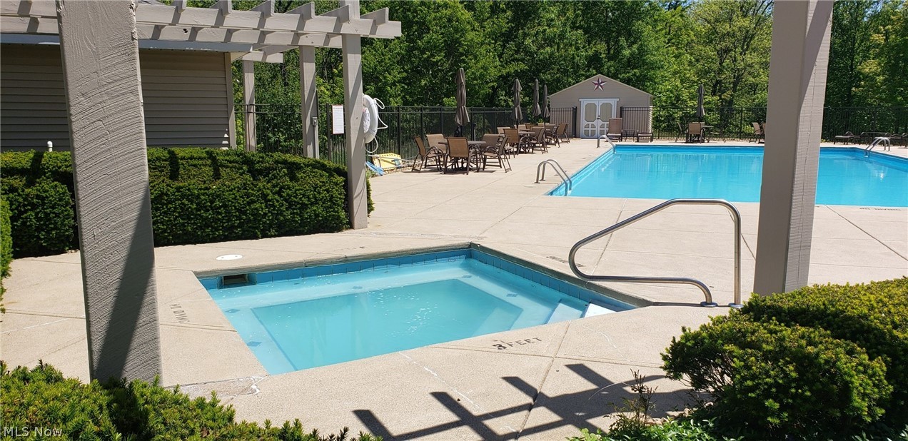 Greenbriar at River valley - Residential