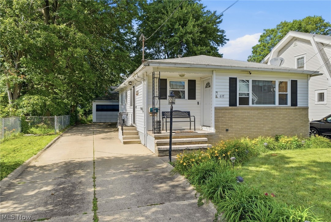 Welcome Home to this 3 bedroom 2 bath Ranch home in the heart of Cuyahoga Falls.  All the essentials are here in this great home with eat in kitchen, full basement with additional living space and a detached garage for extra storage. Great location close to shopping, highway access and parks and recreation. Enjoy all the activities of this thriving community! Come make this home your own! Please allow 24 hrs for showing.