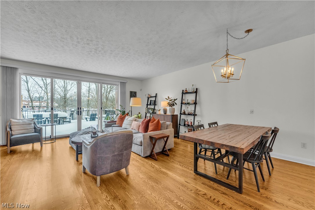 Riverside Gardens - Residential