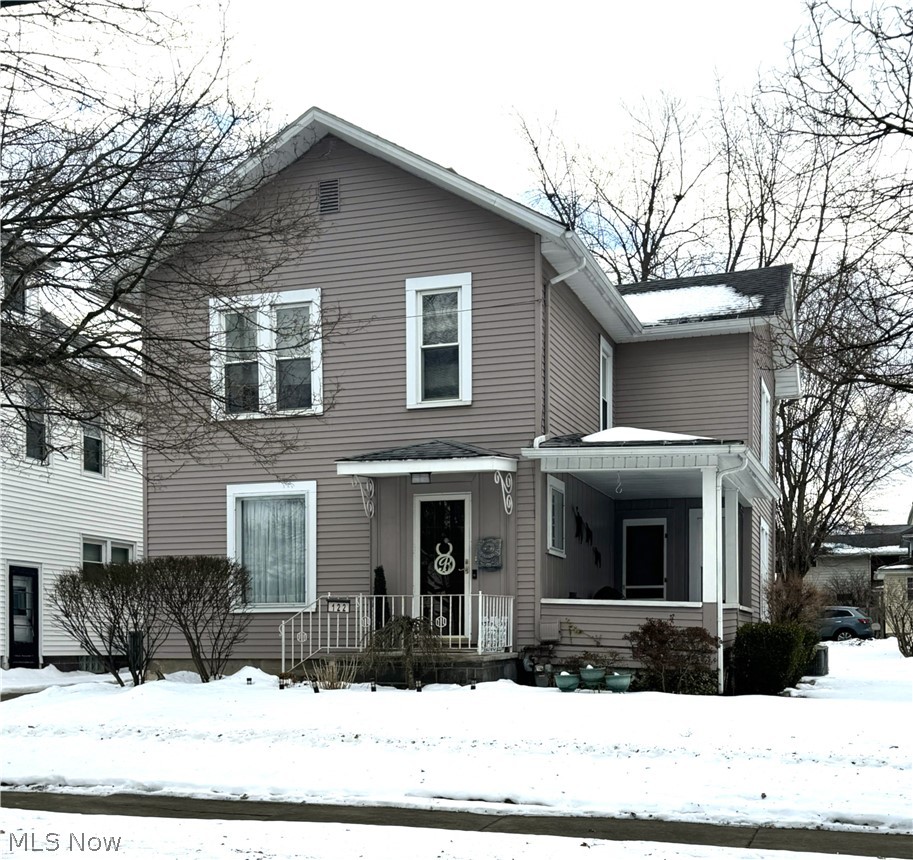 Beautiful and well-maintained home with 3 BR 1 bath hardwood floors in dining room and living room. Furnace and A/C unit is 5 years old.