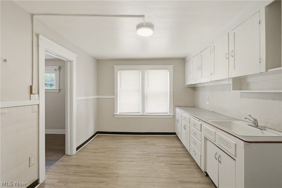 Greenhut Goodman Imrovement Co - Residential Lease