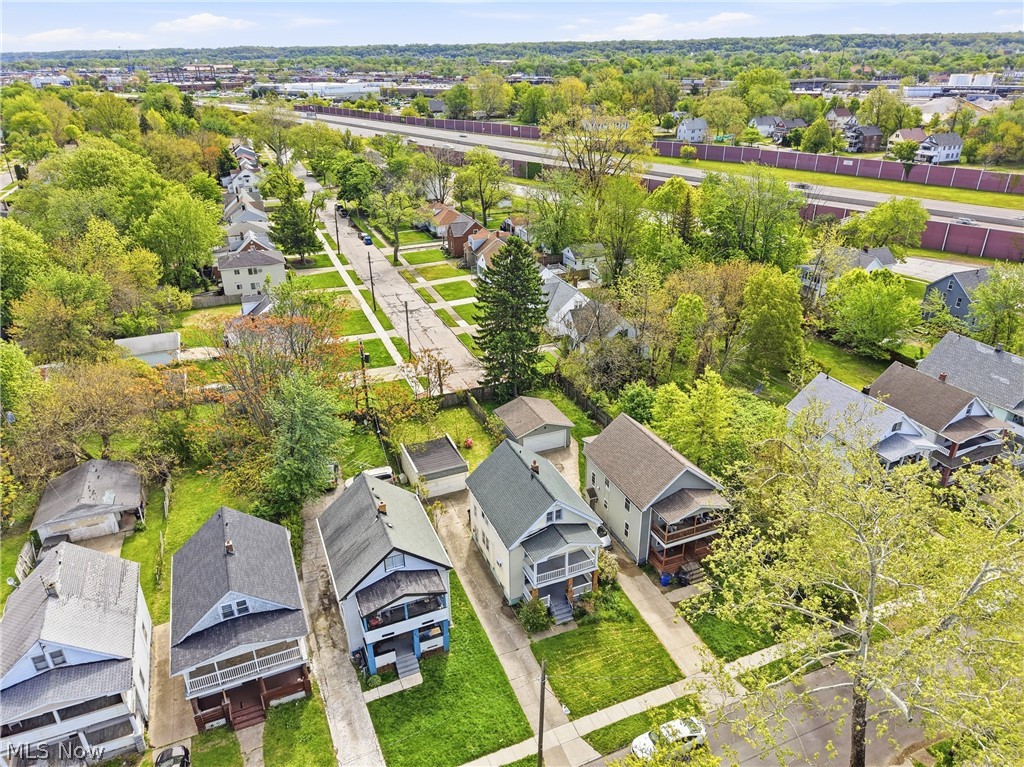 Greenhut Goodman Imrovement Co - Residential Lease