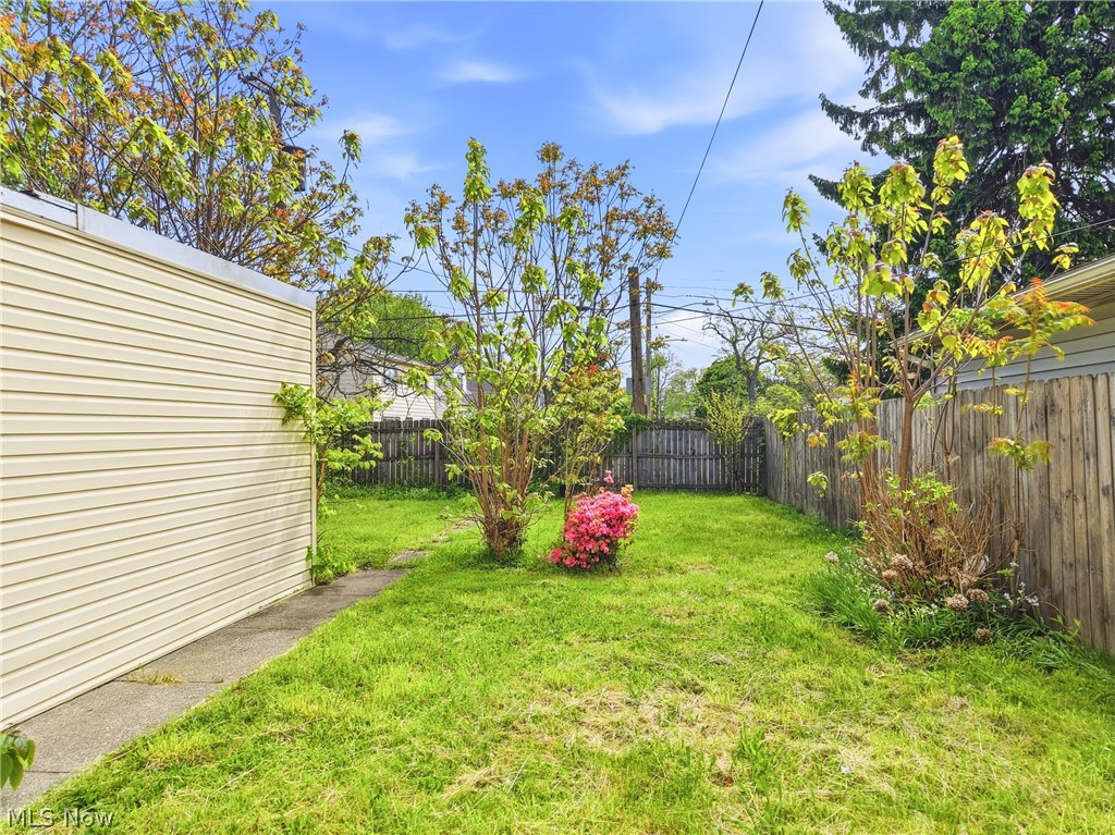 Greenhut Goodman Imrovement Co - Residential Lease