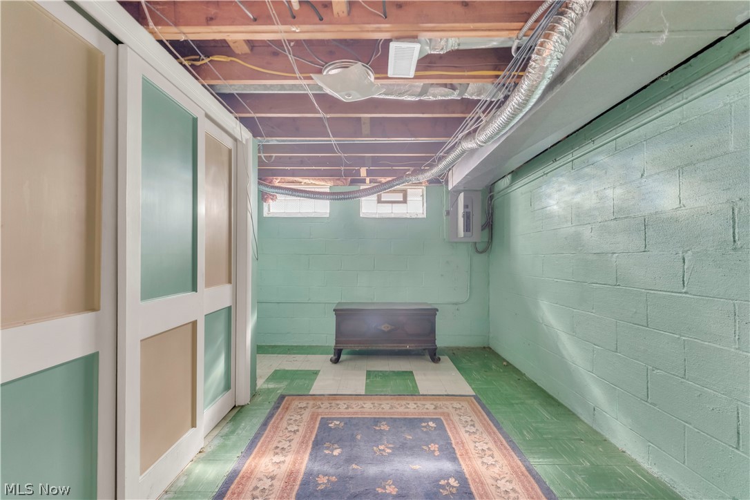 Mina 08 - Residential