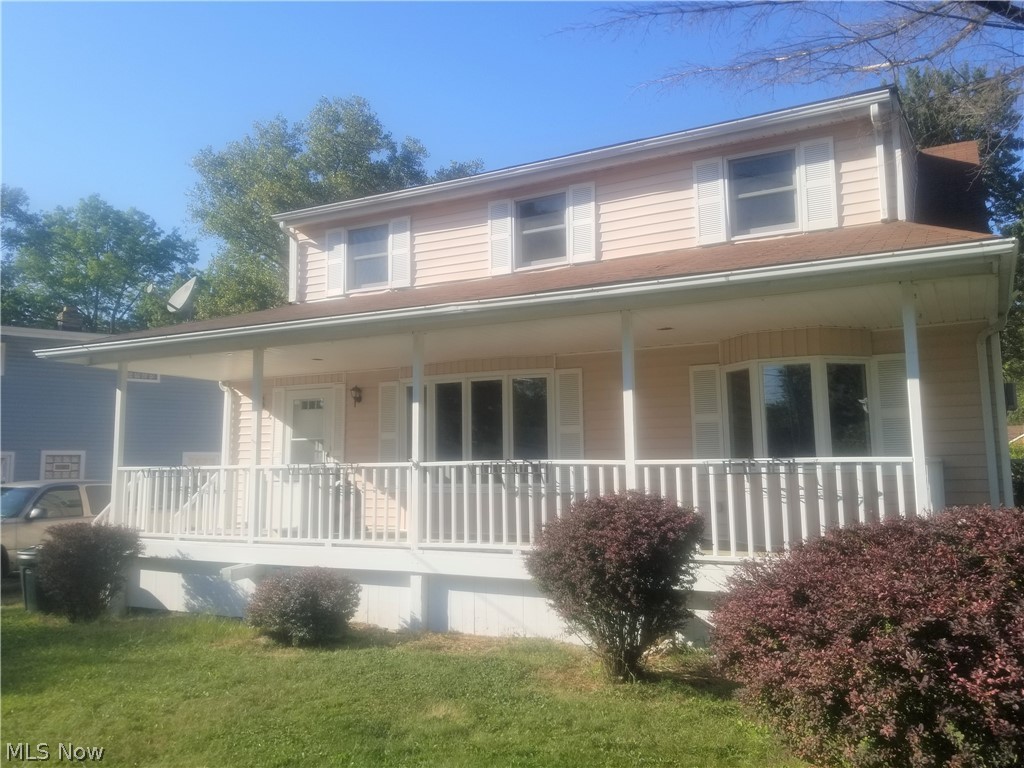 4 bedroom 2 bath Cape Cod Middleburg Hts, finishing up extensive renovations. First floor has an open floor plan with Pergo Timbercraft,wet protect, hand scraped wood plank laminate flooring.  Kitchen is fully updated with white shaker style cabinetry and all new stainless appliances. Kitchen includes a coffee/phone bar.   There is a fully renovated full bath on main floor and half bath on second. Down stairs has a master bedroom with walk in closet, and office or kids bedroom, the upstairs has 2 large bedrooms, a half bath and storage.  All the bedrooms have new carpet. Neutral paint. Home has newer electric, A/C , plumbing. There is a finished basement with laundry room and storage.  Outside there is a large shed with electric service and a kids play set in backyard. The family room has a dramatic vaulted wood ceiling and lots a windows overlooking the deck and back yard. Great value for the money. 
Great location in Middleburg Hts conveniently located close to the MetroParks, major