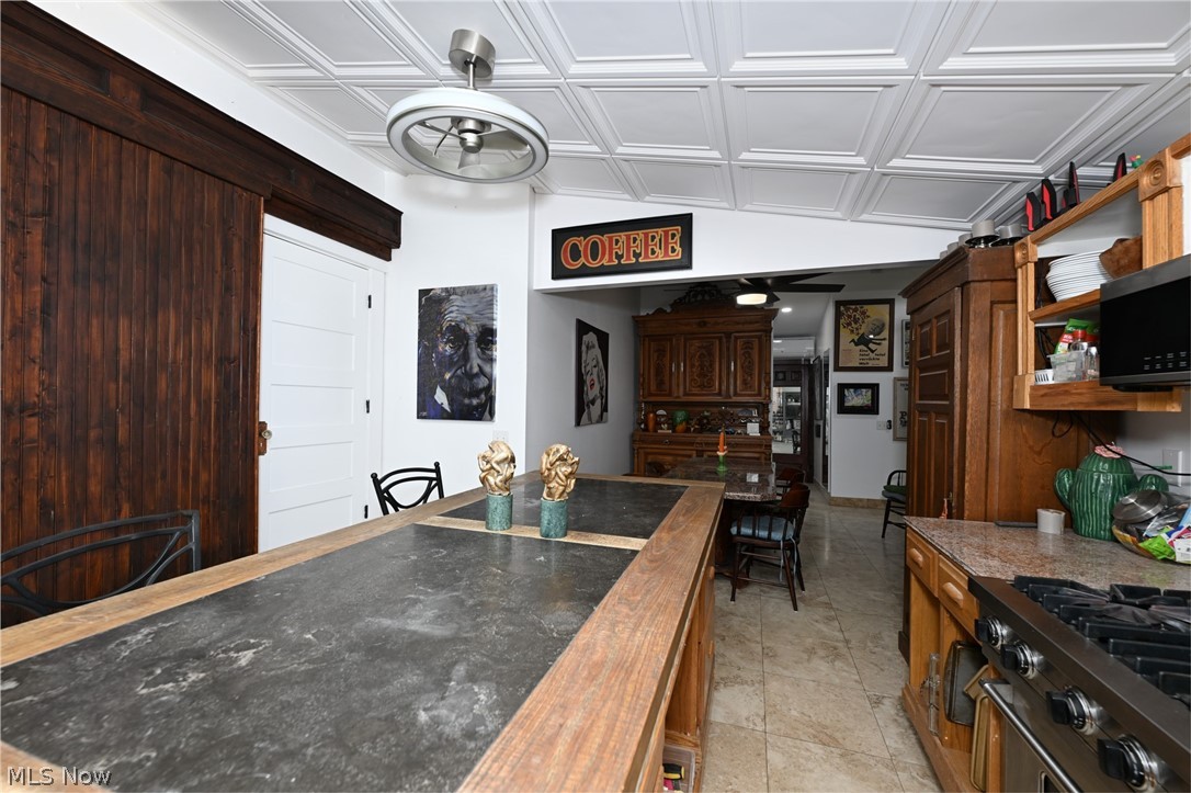 Earls - Residential