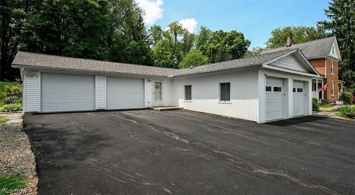 Earls - Residential