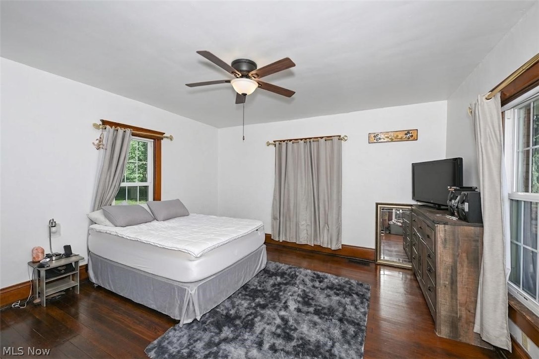 Earls - Residential