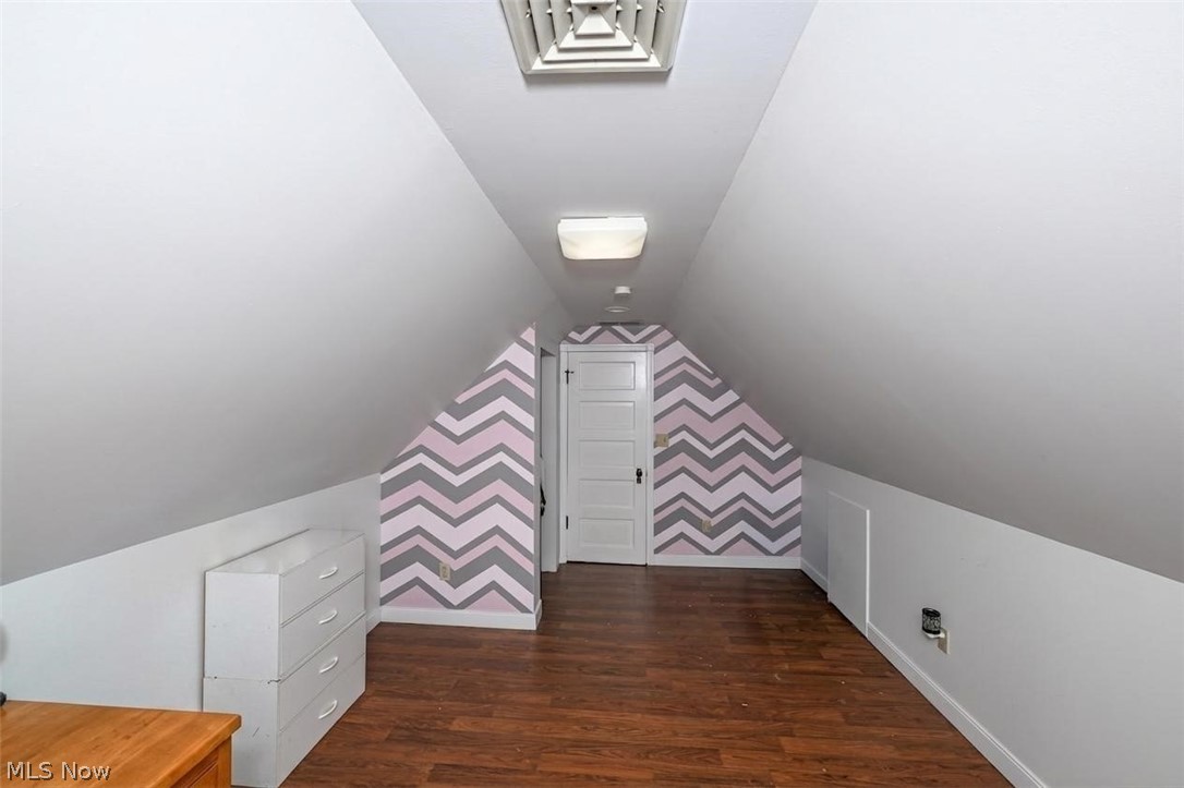 Earls - Residential