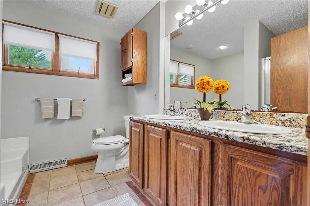 Indian Hills Condo - Residential
