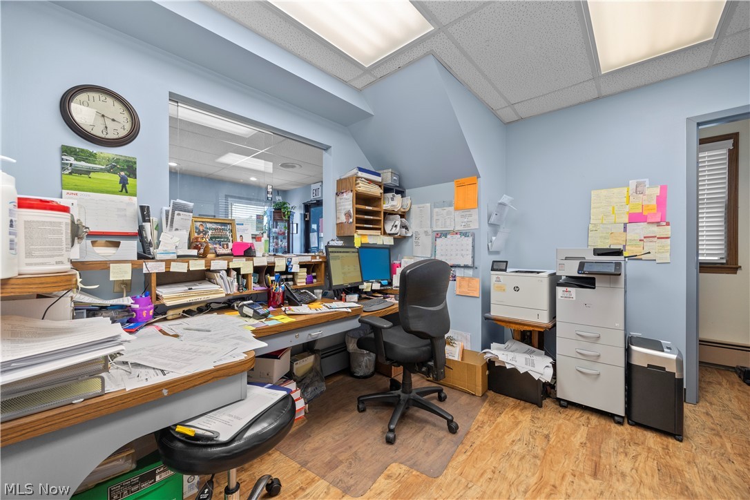 Village/Seville - Commercial Sale