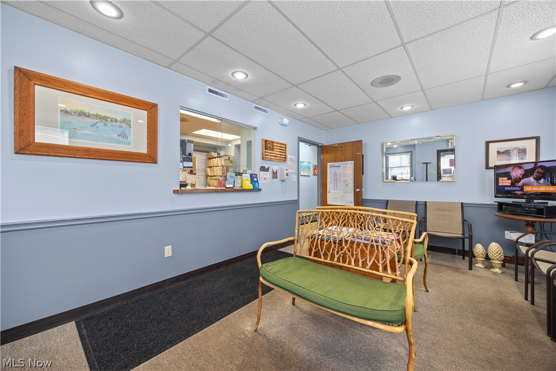 Village/Seville - Commercial Sale
