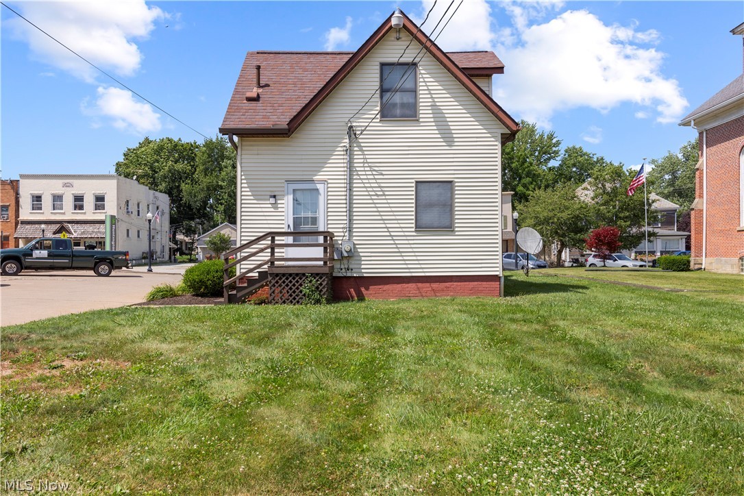 Village/Seville - Commercial Sale
