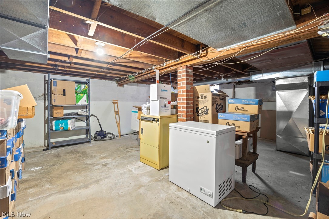 Village/Seville - Commercial Sale
