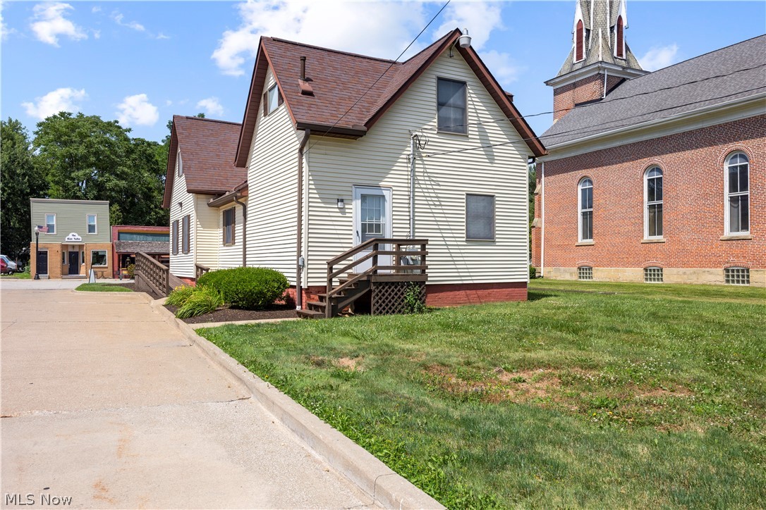 Village/Seville - Commercial Sale