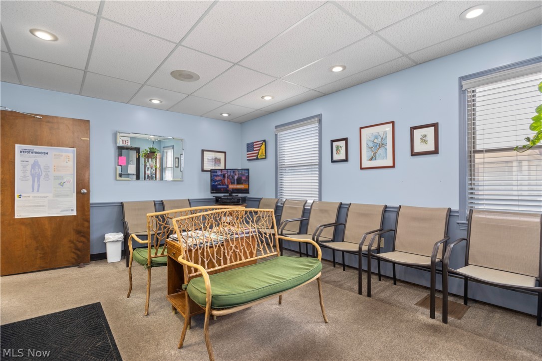 Village/Seville - Commercial Sale