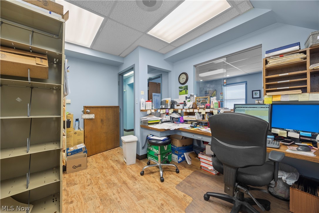 Village/Seville - Commercial Sale