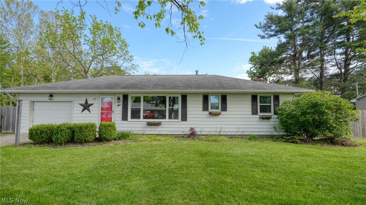 What a nice home on an acre lot in New Concord! Ready for your own touches to make it your own, with 3 bedrooms and 3 baths and a basement for added space.
