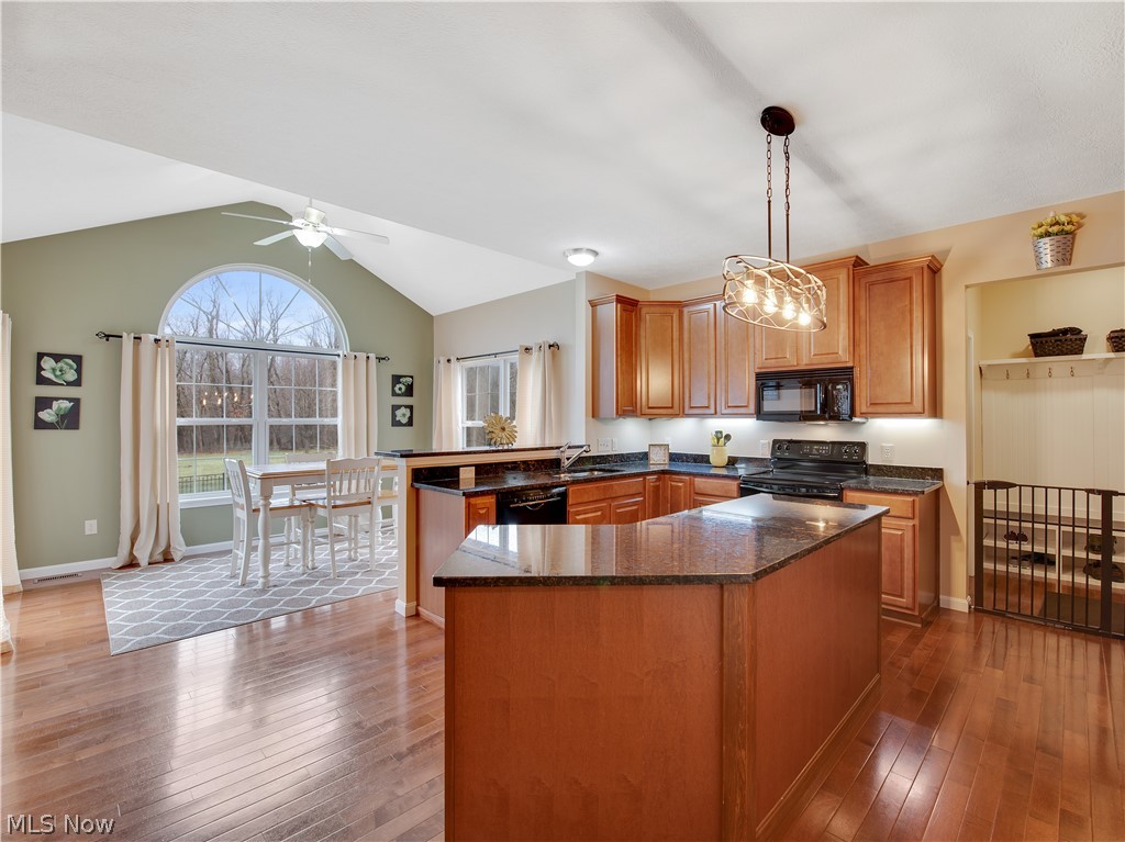 Tiberon Trace - Residential