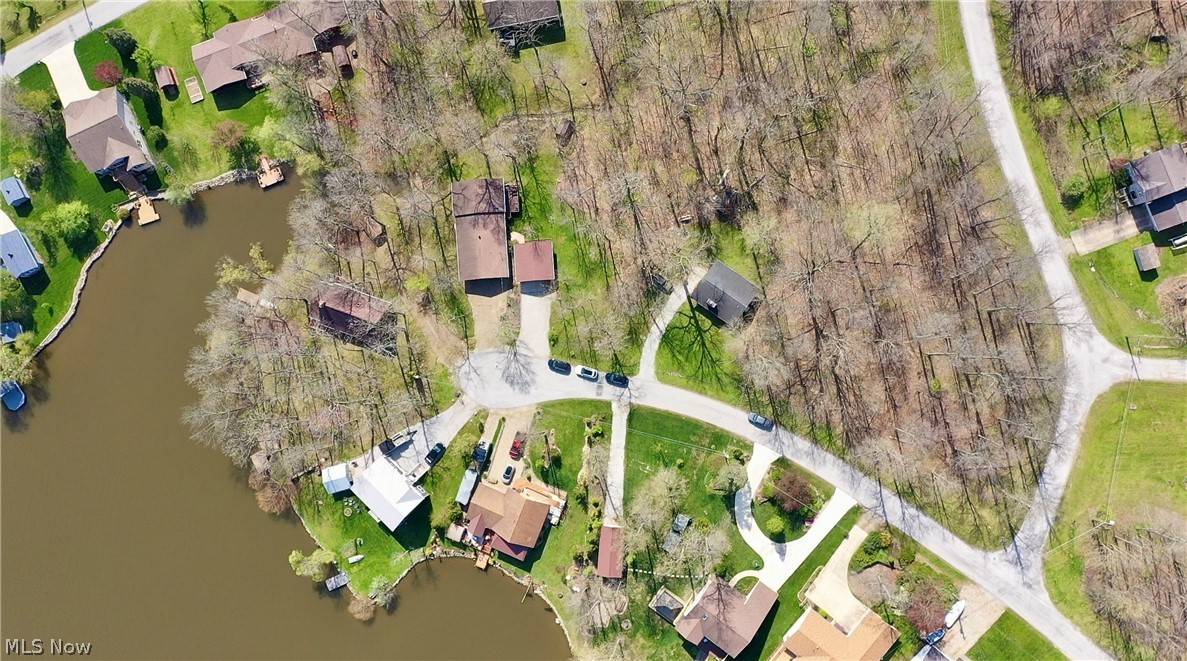 Cinnamon Lake - Residential