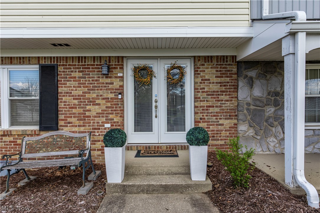 Country Club Twnhs North Condo - Residential