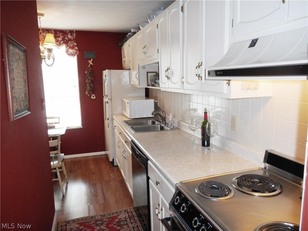 Silver Lake Towers Condo - Residential