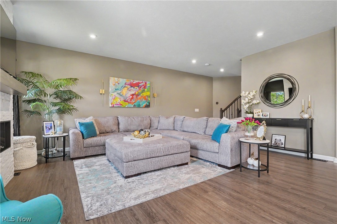 Hillshire Woods Condo II - Residential