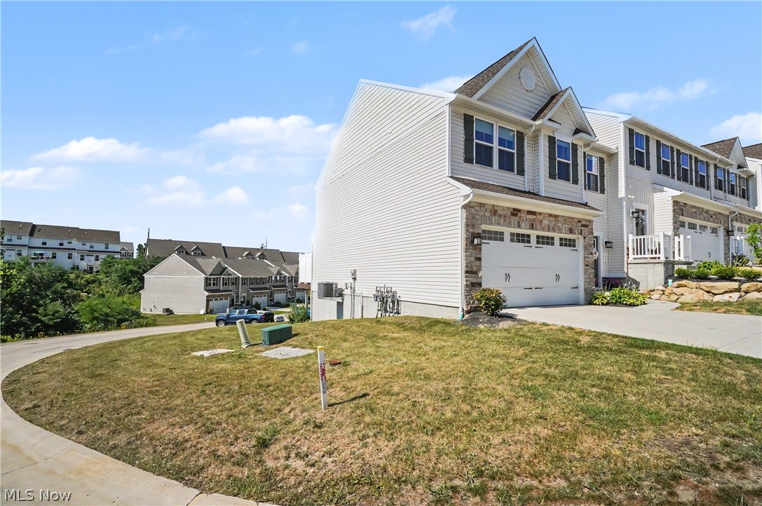 Hillshire Woods Condo II - Residential