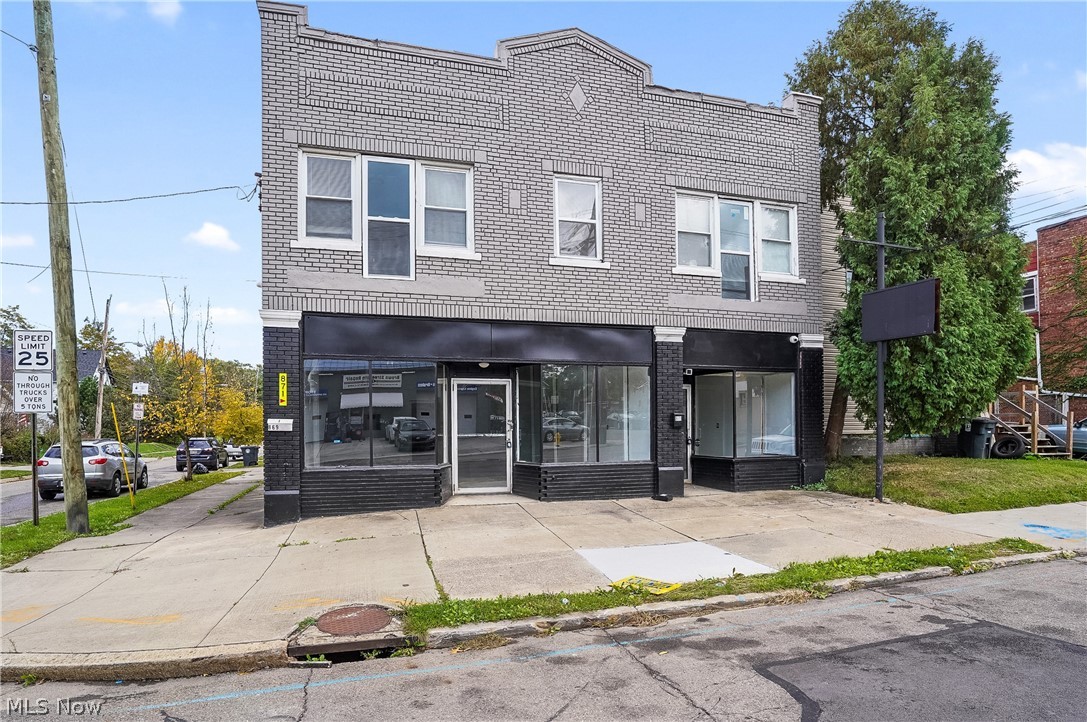 William T & Bessie Voris Sawye - Commercial Lease