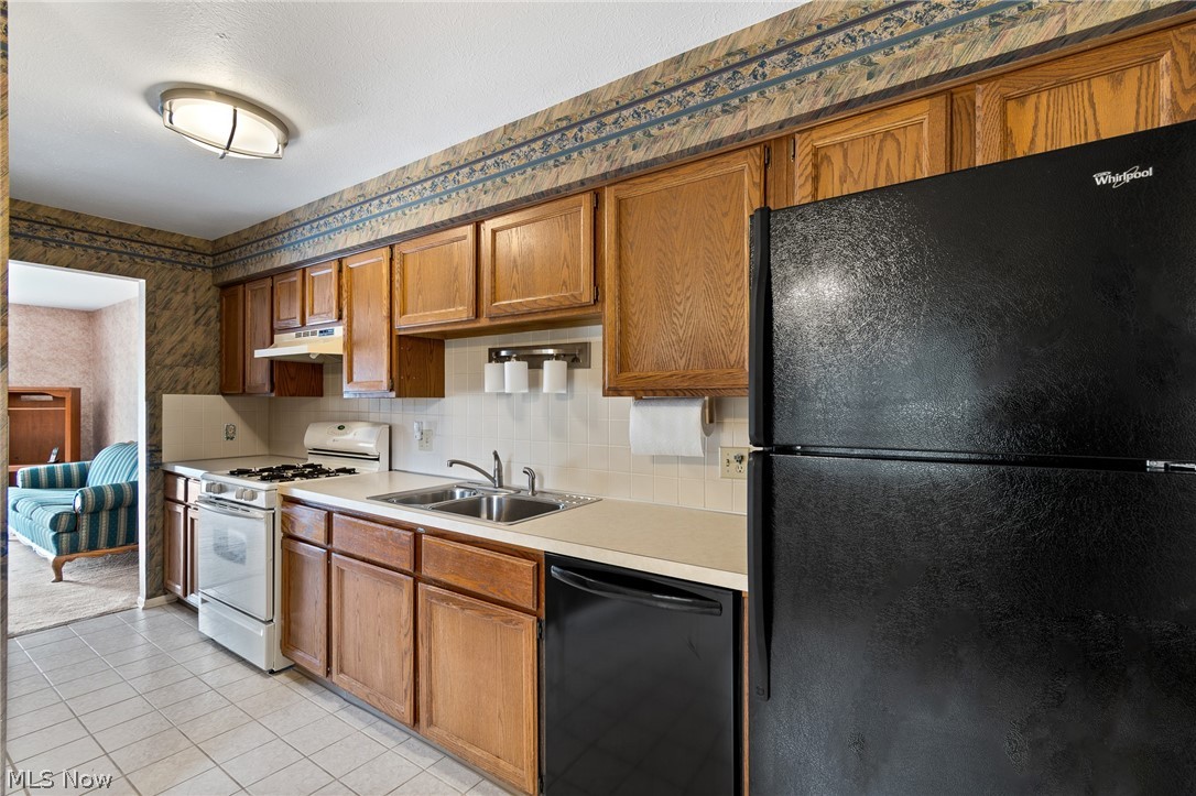 Canal Park Condos - Residential