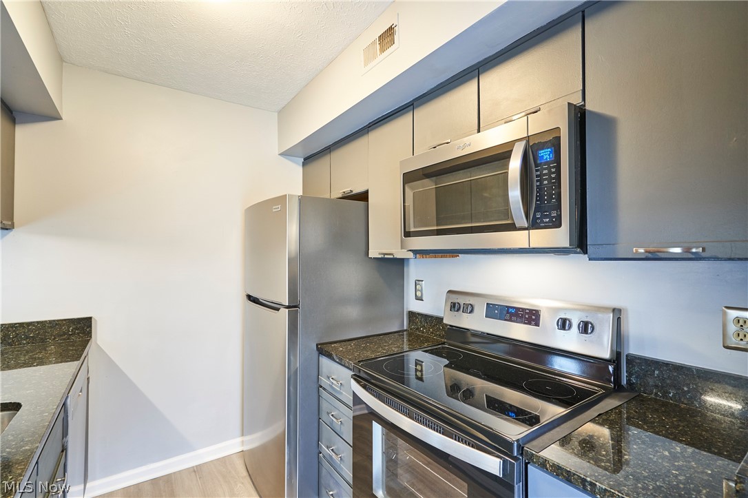 Courtyard Condo - Residential