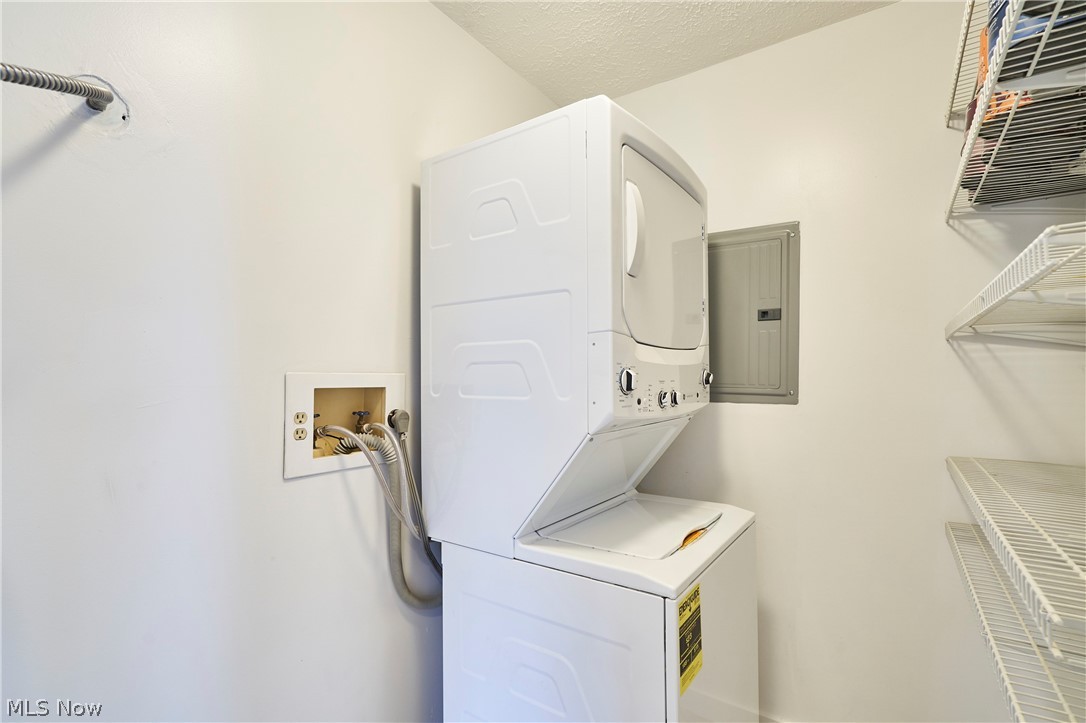 Courtyard Condo - Residential