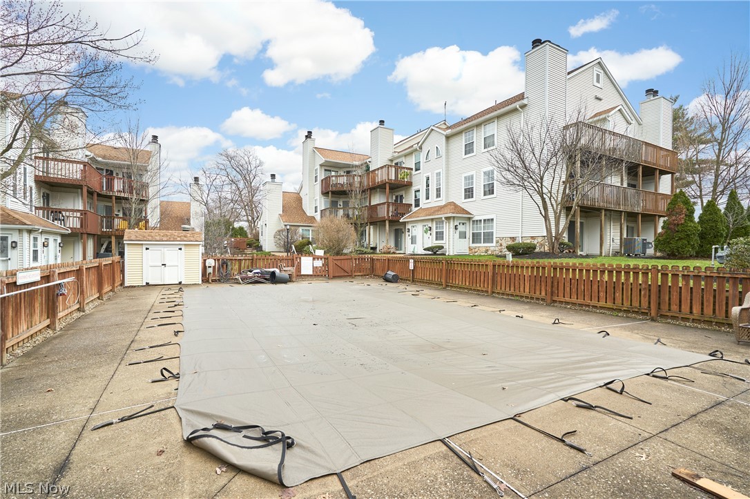 Courtyard Condo - Residential