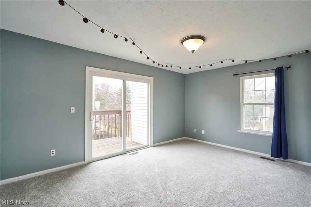 Courtyard Condo - Residential
