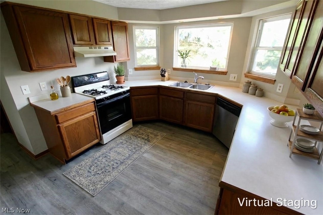 Fairfax Meadows - Residential