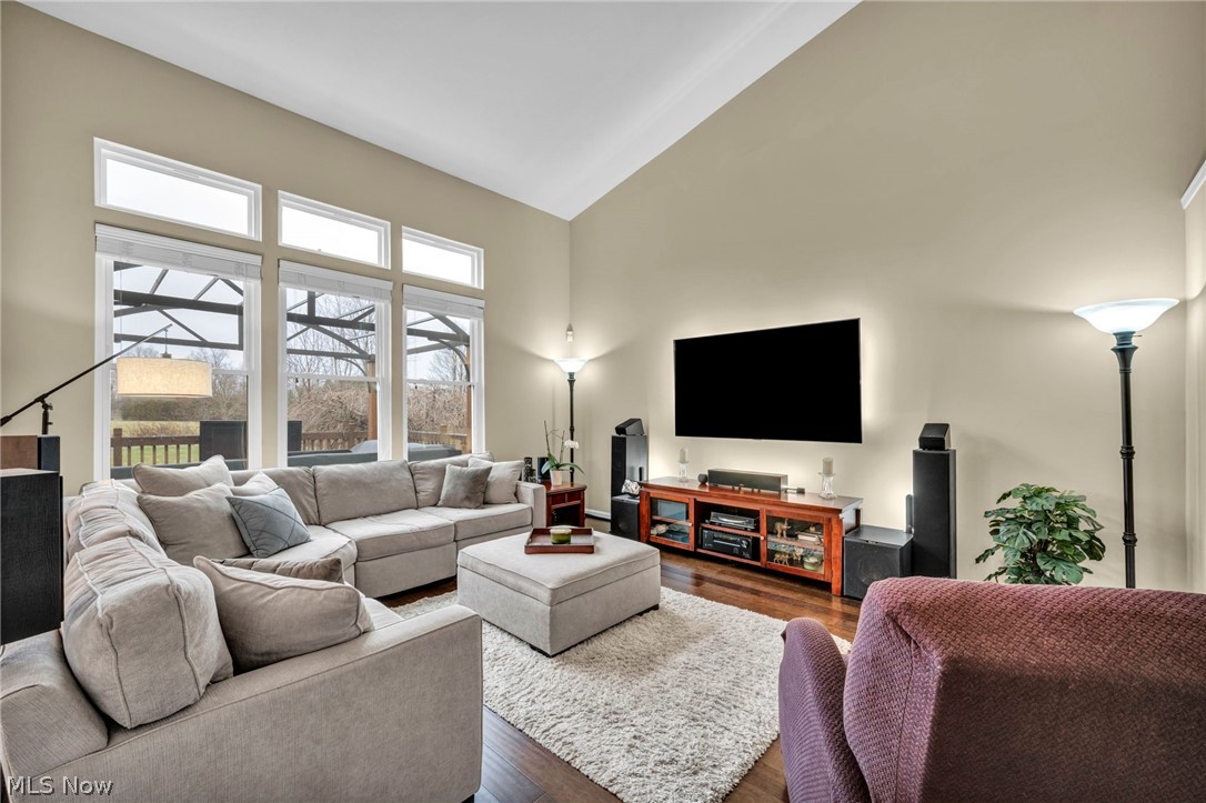 Westbury Place Ph 01 - Residential