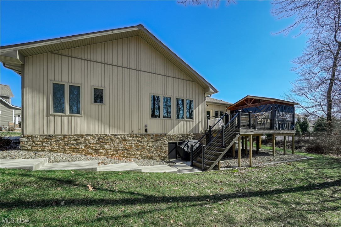 Kings Ridge Ph Five - Residential
