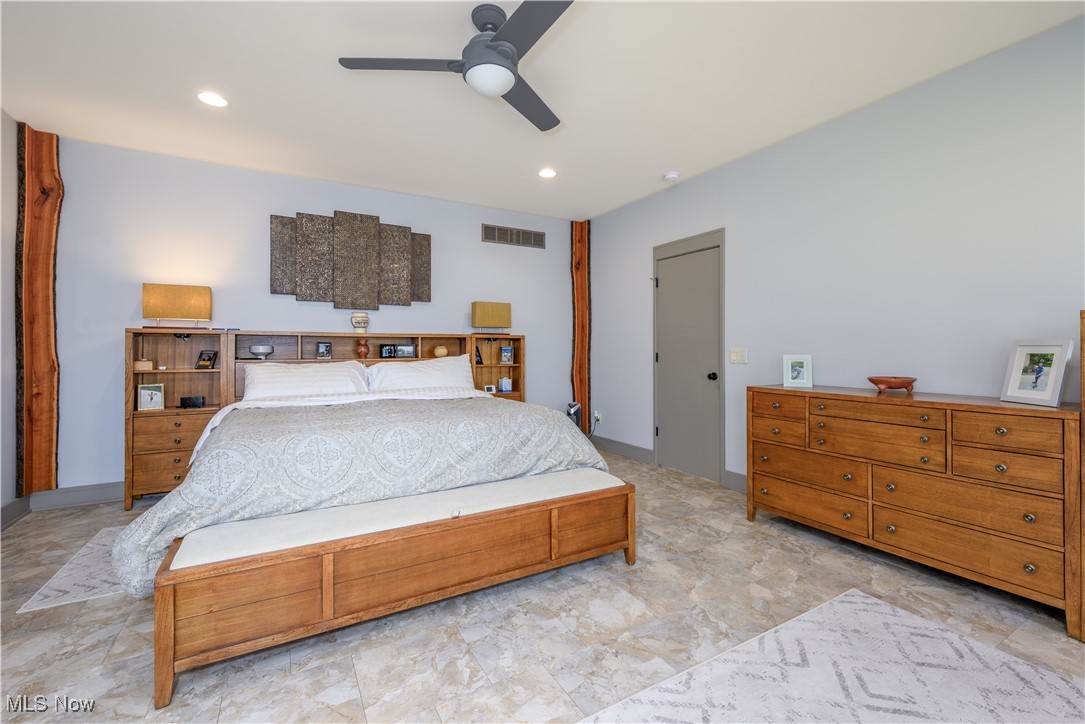 Kings Ridge Ph Five - Residential