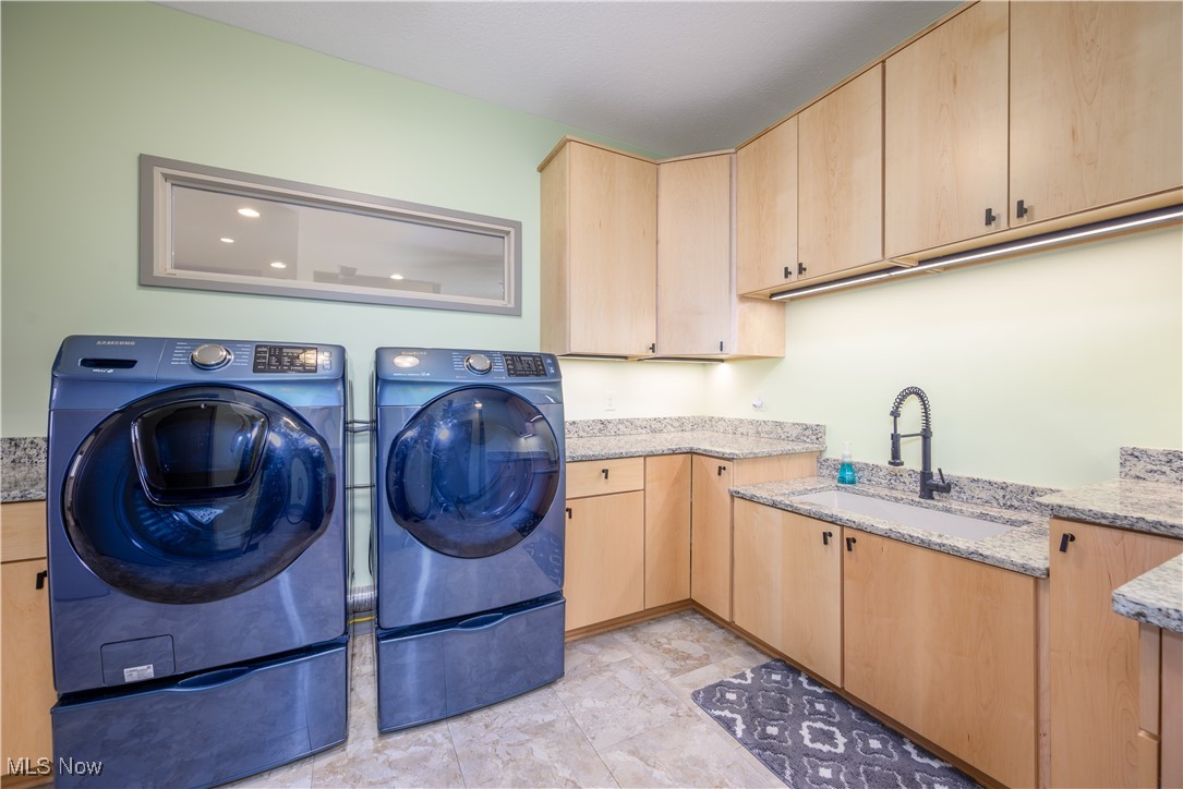 Kings Ridge Ph Five - Residential